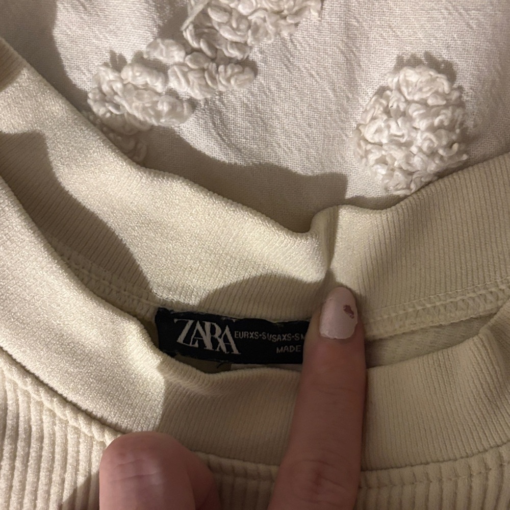 Zara Off-White Ribbed Tee - Picture 2 of 2